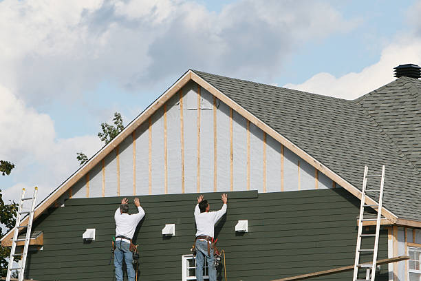 Professional Siding Replacement technician working in Biscoe, NC